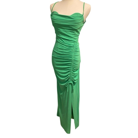 Zara Dresses & Skirts - Zara Vibrant Green Midi Dress